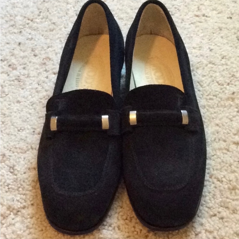 Tod’s black suede loafer, 7.5